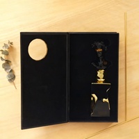 Boîte cadeau carrée en carton personnalisée haut de gamme avec fermeture magnétique, réutilisable, recyclable, taille personnalisée, logo personnalisé, revêtement UV, éponge