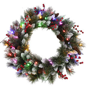 अनुकूलन कृत्रिम धातु फ्रेम 24 इंच पाले सेओढ़ लिया जामुन पाइन शंकु पाइन सुई और सभी मौसमों के लिए पीवीसी एलईडी क्रिसमस माल्यार्पण - Product Image 3