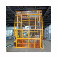 2025 CE ISO entrepôt personnalisé équipement de levage échelle de cargaison hydraulique ascenseur marchandises fret plate-forme de levage prix