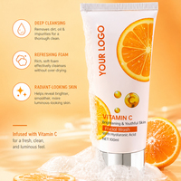 Crème Nettoyante Vitamine C Marque Blanche à l'Extrait d'Aloe Vera et de Thé Vert, Raffermissante, Traitement Anti-Acné, Hydratante et Éclaircissante pour Tous Types de Peau