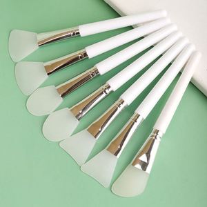 Brosse faciale en silicone souple et plate, applicateur de masque facial en silicone, offre spéciale - Product Image 4