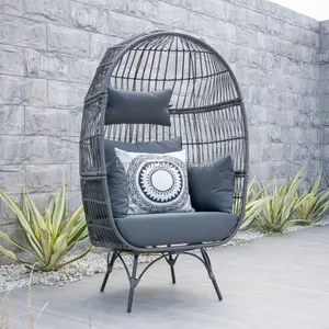 Patio Garden Hotel Pool Furniture Egg Chair Outdoor Wicker Rattan Chair With Cushions