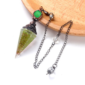 Natural 7 Chakra Healing Reiki Chips de piedras preciosas 6 facetadas Hexagonal Crystal Dowsing Péndulo Péndulos para adivinación - Product Image 2