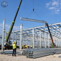 Les bâtiments en structure acier PEB conviennent aux ateliers intensifs, aux usines de fabrication et aux applications à portée personnalisée.