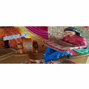 Statue en fibre de verre de femme Punjabi avec Chaj, personnalisée, incassable, légère, pour scène de Mehndi, décoration de statues de couple pour mariage Punjabi, Dallas - Product Image 1