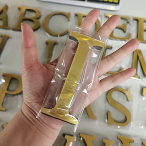 Vente en gros de lettres miroir 3D de 10 cm, autocollants muraux pour logo, nom, alphabet, mariage, lettres d'amour, décoration murale anglaise pour la maison - Product Image 4