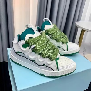 Zapatillas de Diseño de Alta Gama, con Tiras, Modernas, Casuales, Deportivas, Transpirables, de Malla Flexible, que Aumentan la Estatura - Product Image 5