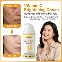 Crème éclaircissante anti-oxydante lissante pour la peau, infusée à l'acide hyaluronique, à l'acide kojique et au niacinamide, pour un teint éclatant et uniforme.