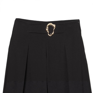 Pantalon large à boucle métallique personnalisée - Pantalon cargo oversize pour femme, OEM/ODM par une usine de vêtements chinoise - Product Image 3