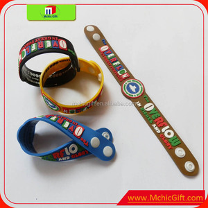 Venta al por mayor a granel barato logotipo personalizado mano bandas regla de goma pulsera en blanco silicona Slap pulsera para la promoción - Product Image 6