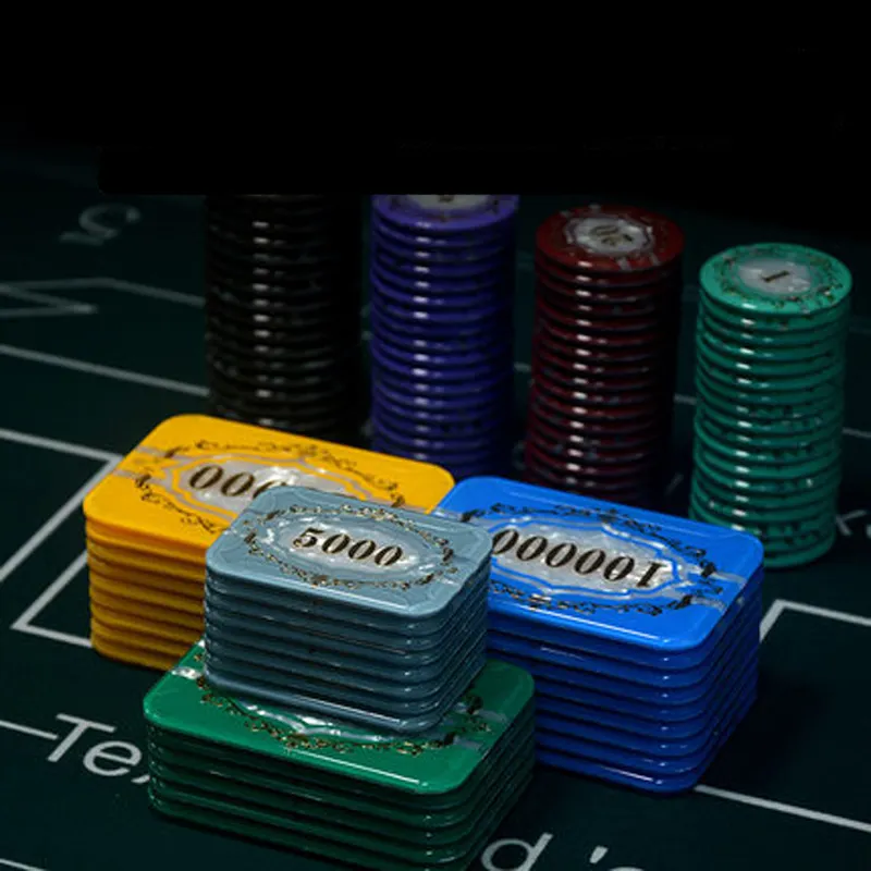 Yüksek kaliteli kare kristal akrilik Poker Chip Custom Made Poker cips Texas profesyonel Casino avrupa yuvarlak paralar tedarikçisi