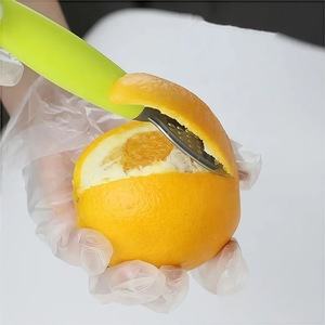 Drei-in-Eins Zitronen- und Gewürzentsafter, manuelles Zitronenkegel-Obst- und Gemüsewerkzeug, Mini-Zitronenpresse mit Reibe für den Hausgebrauch, Küchenutensilien - Product Image 4