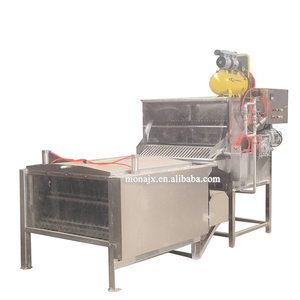 Máquina automática de descarga para escaldado y desplumado de pollos en mataderos con tanque de agua caliente - Product Image 5