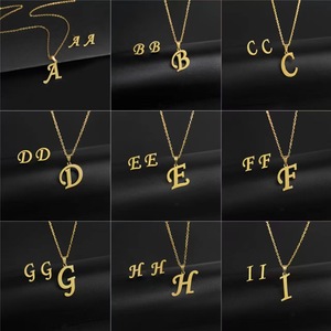 Conjunto de Joyería de Moda para Mujer - Collar de Acero Inoxidable Hueco con Letras Chapado en Oro de 18K, Venta al por Mayor, Collar con 26 Letras - Product Image 2