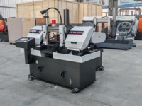 Scie à ruban automatique CNC avec alimentation de précision servo et serrage hydraulique pour la découpe par lots de barres rondes et tuyaux en acier au carbone
