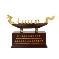 Statue de dragon en métal de luxe de haute qualité 2025, forme de bateau de dragon, base en bois artificiel, artisanat de dragon porte-bonheur, décoration intérieure