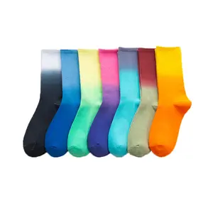 Mode Gradient Mid-tube Sportsocken Baumwolle Tie-dye Casual manway basket Skateboard Socken
