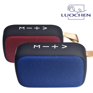ลำโพงไร้สายขนาดเล็กแบบพกพา ราคาโรงงาน พร้อมสายคล้องคอ รองรับ TF USB อุปกรณ์เสียงสำหรับใช้ในร่มและกลางแจ้ง เหมาะสำหรับใช้ในชีวิตประจำวันและเป็นของขวัญ - Product Image 1