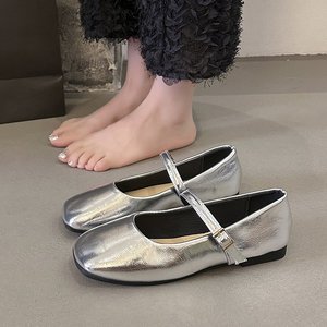 รองเท้าแฟลตผู้หญิงรุ่นใหม่ปี 2026 - รองเท้าลำลองคุณภาพสูงขายดีที่สุด สวมใส่สบาย กันลื่น ดีไซน์สวยหรู - Product Image 5