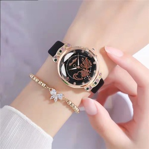 Montres pour femmes <span class=keywords><strong>à</strong></span> la mode avec bracelet, montre <span class=keywords><strong>pas</strong></span> chère pour fille, coffret cadeau, vente flash, ensemble de 2 montres pour femmes YuSa265, sans boîte - Product Image 1
