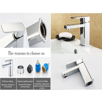 Robinet d'évier pour cuisine robinet à poignée unique en acier inoxydable polissage robinet de bassin en chrome robinet d'eau chaude et froide