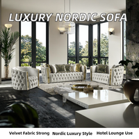 Ensemble de canapés sectionnels en tissu velours capitonné de style nordique de luxe - Design moderne, pieds en bois massif, blanc, appartement, hôtel, salon