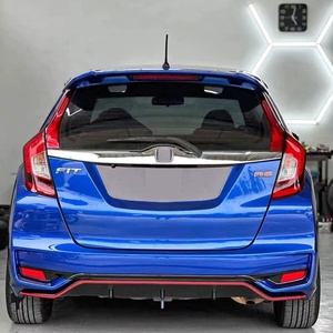 Kits de Carrocería Welta 100% Compatibles, Acabado Negro Pulido, Material ABS, Parachoques, Difusor Trasero, Alerón Trasero, Fácil Instalación - Product Image 6