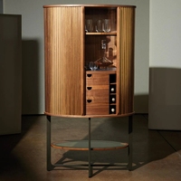 Buffet moderne en bois de noyer avec portes coulissantes, armoire de rangement haute avec trois tiroirs pour entrée, salon, chambre, hôtel