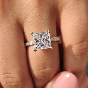 Bague en diamant de laboratoire magnifiquement conçue, reflétant l'amour véritable, éclatante, parfaite, bijoux élégants en provenance d'Inde - Product Image 1