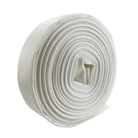 Tuyau d'incendie blanc de haute qualité avec revêtement intérieur en PVC, flexible et durable.