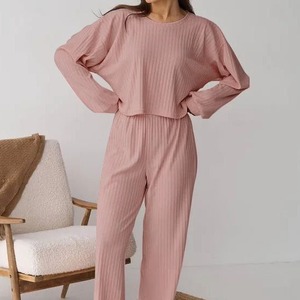 Vendita calda estate carino giovane abbigliamento per la casa comodo abbigliamento da notte in maglia morbida personalizzato in cotone di seta set da donna - Product Image 3