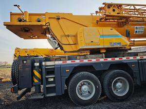 Grúa sobre camión usada XCMG XCT100L6-1 2022 (brazo de 80m) con PLC para construcción de ingeniería y elevación en montaña - Product Image 5