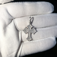 Pendentif Croix Gothique Personnalisé en Argent Sterling 925 Entièrement Micro-Pavé de Moissanite VVS, Style Hip Hop Chrétien pour Collier