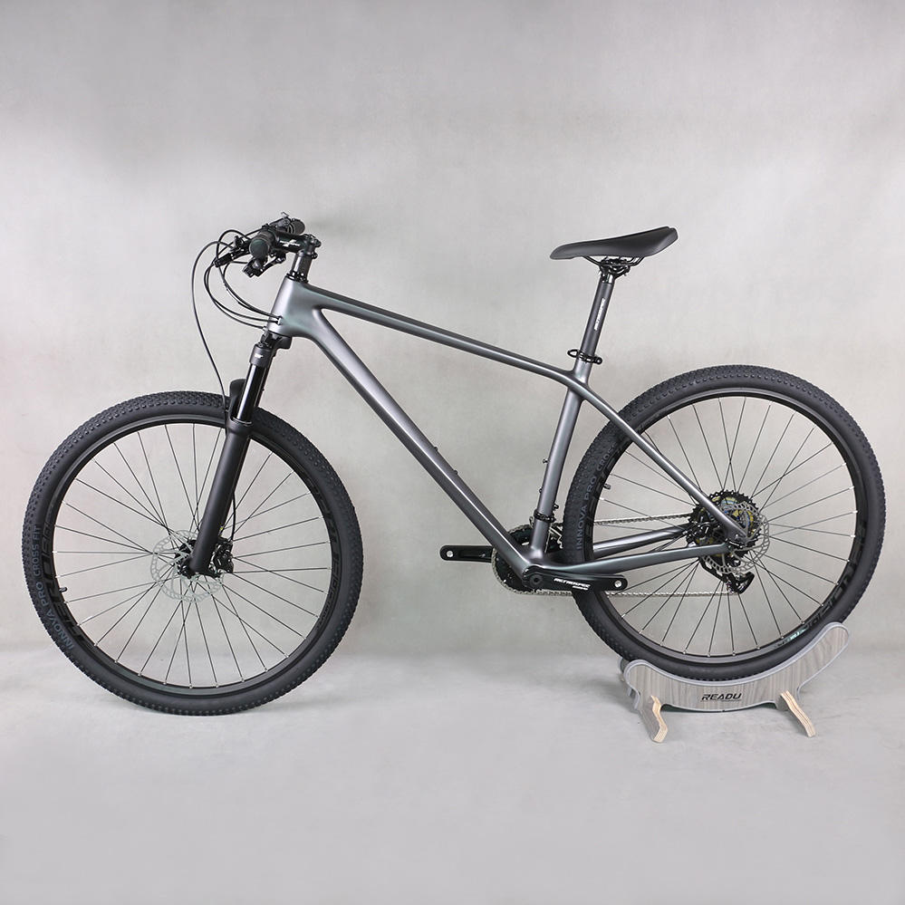 สีเทาอ่อน