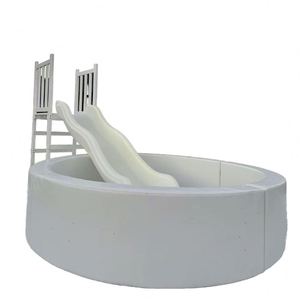 Piscine à balles intérieure en mousse blanche moderne sur mesure de 4, 5 ou 6 pieds pour événements scolaires, fêtes d'enfants, anniversaires, clubs et location d'équipements de piscine à balles - Product Image 2