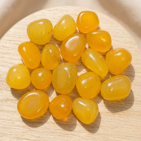 Pierre d'agate jaune roulée, gemme sculptée et gravée du Gujarat - Fournisseur rozrincrystals.com en vente