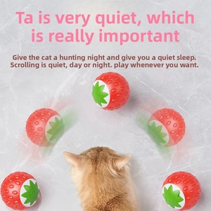 Giocattolo per animali domestici di rotolamento automatico resistente resistente alla fragola - Product Image 5
