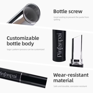 2024 bán buôn biểu tượng tùy chỉnh màu Đen Slim Lip Balm bơm lại sang trọng độc đáo mỹ phẩm bao bì vòng rỗng nhựa Son môi Ống - Product Image 4