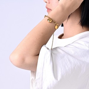Revista europea y americana Marca popular Pulsera temperamental de corazón de oro rosa Acero inoxidable Estilo coreano Artístico - Product Image 4