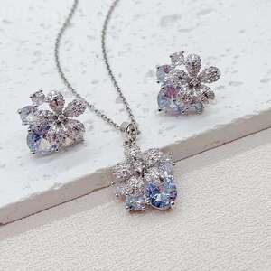 2 unids/set alta calidad 18K chapado en oro flor pendiente collar conjuntos joyería circón collar y pendiente conjunto para mujer - Product Image 4