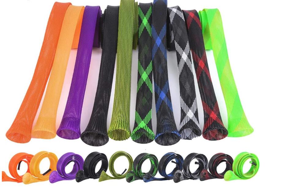 สีน้ำเงินและสีขาวและสีแดง