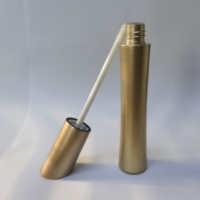 Récipient d'emballage cosmétique Offre Spéciale bouteilles en plastique pour brillant à lèvres et maquillage