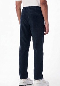 Pantalones de pana de algodón premium para hombre, corte ajustado, informales, para invierno, calidad de exportación, venta al por mayor - Product Image 2