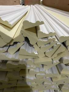 Plinthe en polyuréthane au design moderne pour usage intérieur Moulure de couronne légère pour décor d'angle pour décoration intérieure - Product Image 4