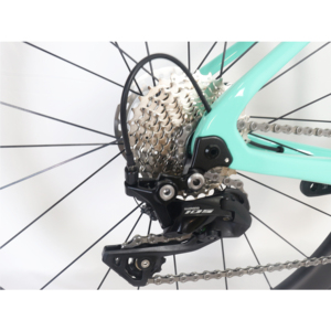 Bicicleta de Carretera de Carbono con Frenos de Disco R7020/R8020, 22 Velocidades, Hidráulica, Tallas Disponibles 49/52/54/56/58CM, Cuadro FM166 - Product Image 6