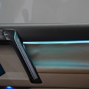 Éclairage d'ambiance intérieur de voiture RHD tendance avec affichage de la température ambiante et avertissement de vitesse de conduite à changement de couleur - Product Image 6