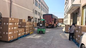 <span class=keywords><strong>Souffleur</strong></span> <span class=keywords><strong>de</strong></span> <span class=keywords><strong>feuilles</strong></span> FY BFJ-MT003 haute puissance, multi-vitesses, alimenté par <span class=keywords><strong>batterie</strong></span> lithium-ion, aspiration à 180 degrés intégrée - Product Image 6