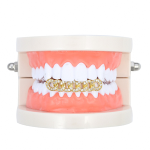 Al por mayor Joyería Hip Hop Unisex: Grillz Dentales con Eslabones Cubanos, Micro Pavé de Circonitas Cúbicas (CZ), de Latón, Chapado en Oro de 18K, Oro y Plata - Product Image 4