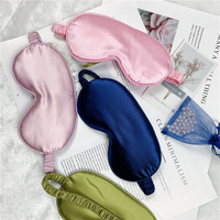 Masque de nuit avec bandeau en satin de soie doux personnalisé masque de sommeil respirant avec sangle élastique pour cadeau de mariage de voyage