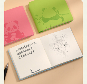 สมุดโน้ต<span class=keywords><strong>แพนด้า</strong></span>ทรงสี่เหลี่ยมแบบมีปากกาสำหรับนักเรียนขนา<span class=keywords><strong>ด</strong></span>เล็กลายการ์ตูนน่ารักๆแบบพกพาได้พร้อมปากกาสำหรับใช้ในโรงเรียน - Product Image 3